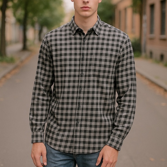 VINCE Button Down Shirt. Size Medium - Picture 1 of 11